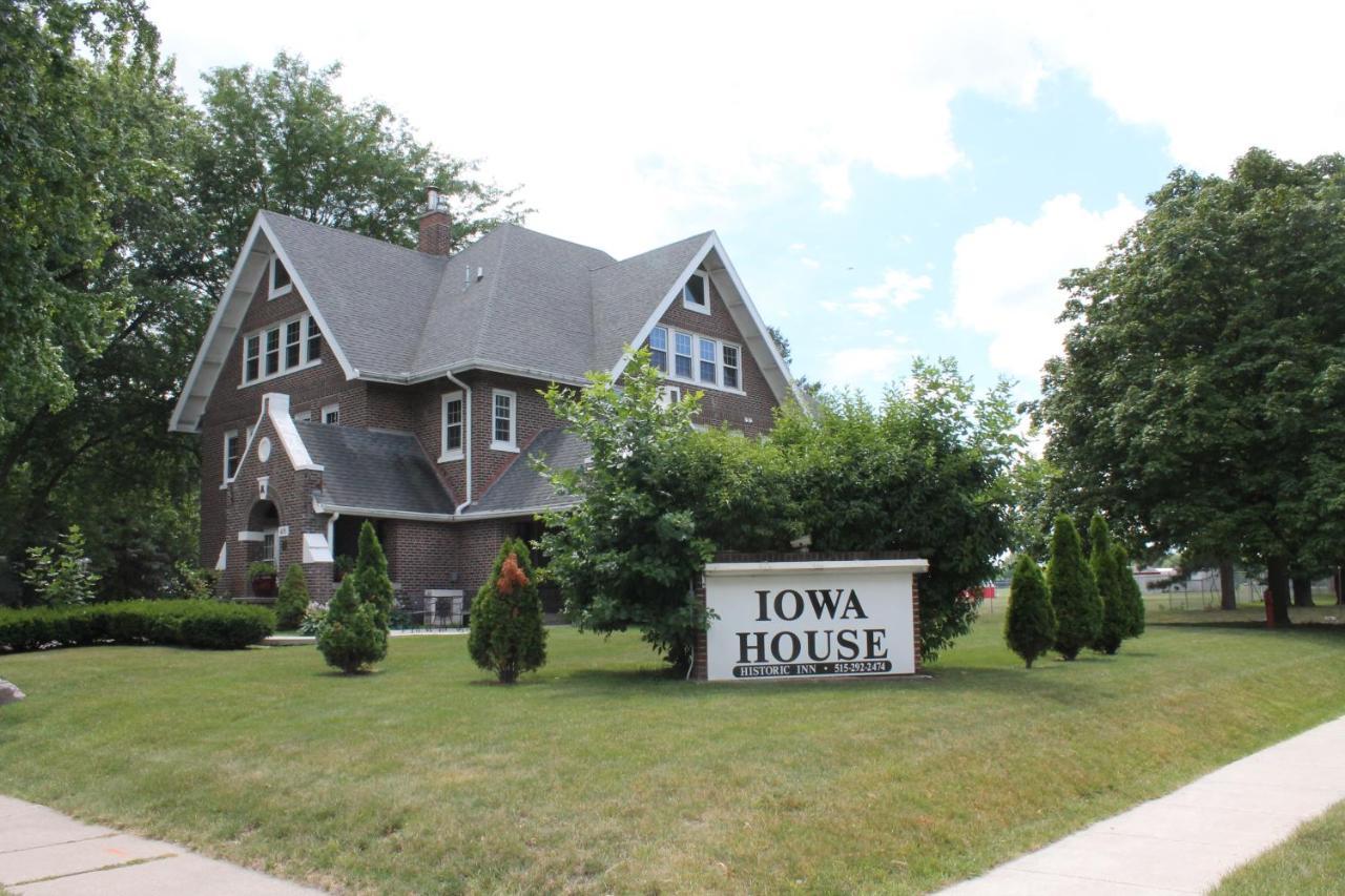 Iowa House Historic Inn Ames Eksteriør billede